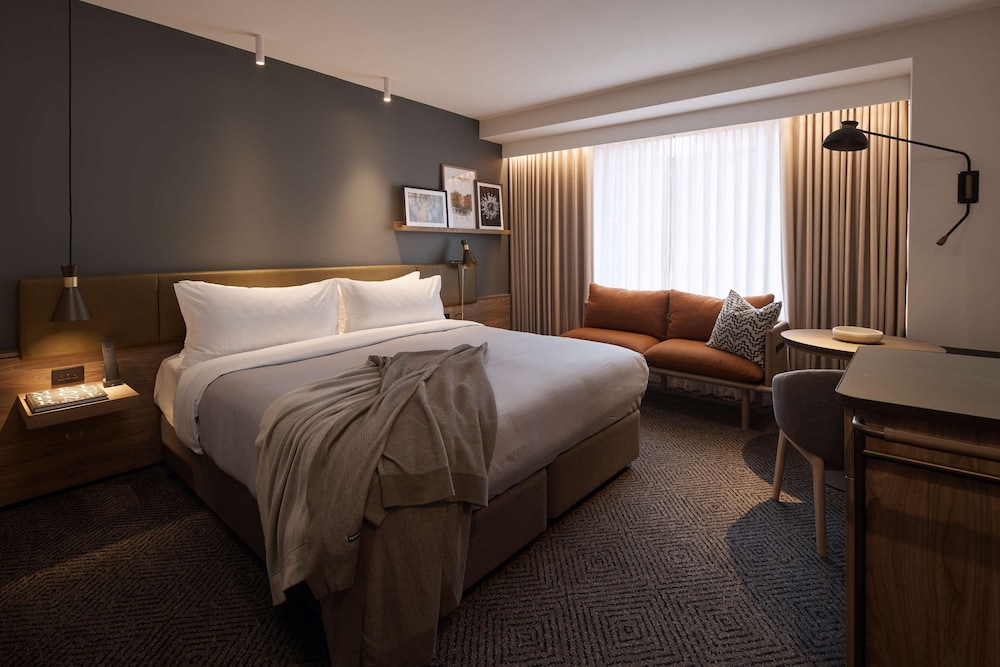Rydges Melbourne 11/50