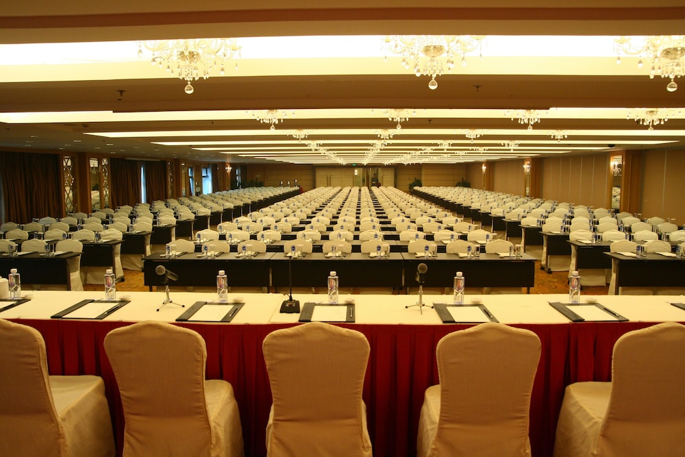 Xianglu Grand Hotel 43/58