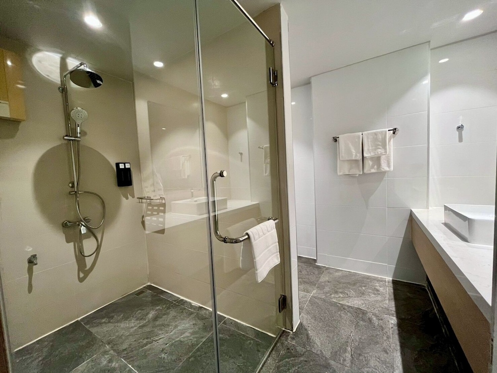 iCheck inn Thapra 44/44