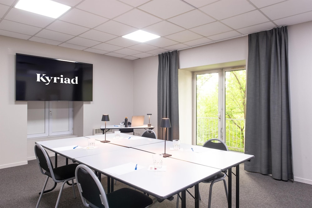 KYRIAD LYON SUD - GIVORS 35/50