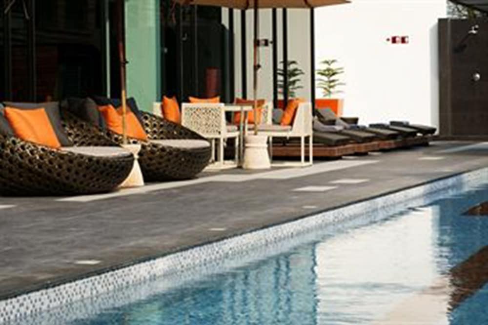 Tsix5 Hotel 44/50