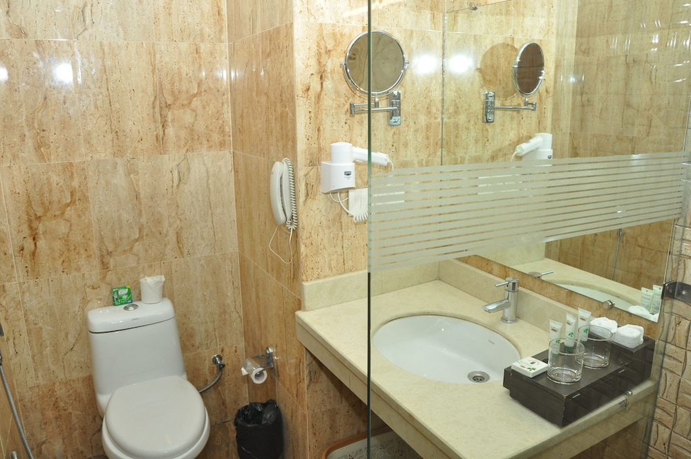 Hotel Jsr Continental 47/50