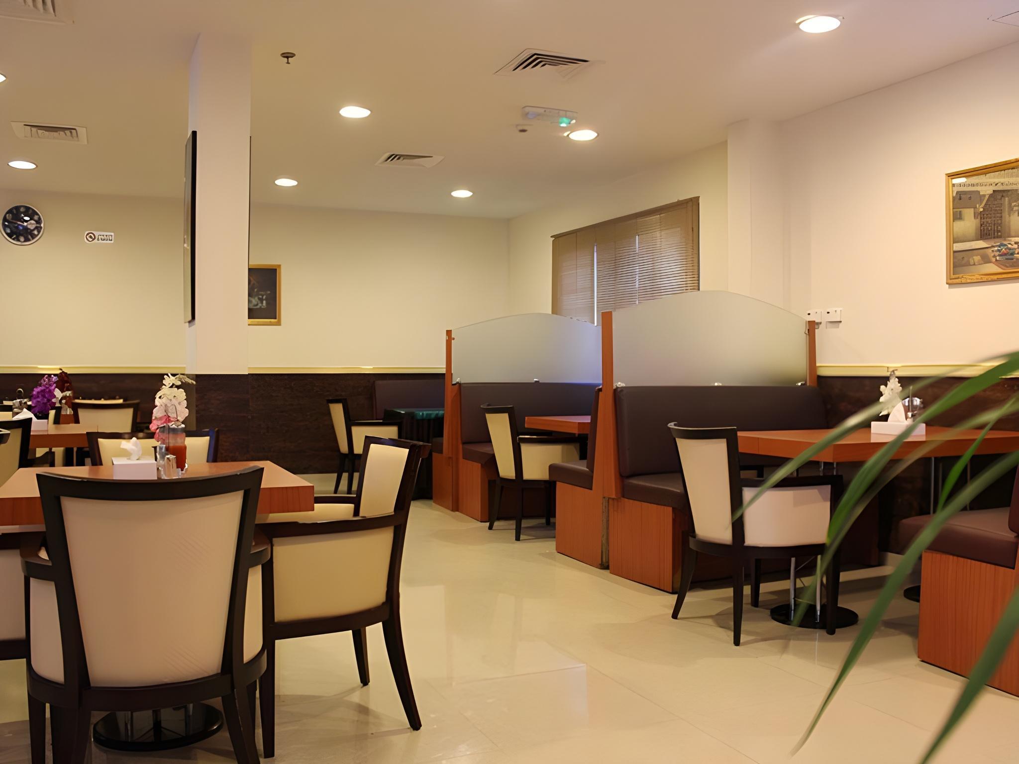 Naif Fort Hotel 45/58