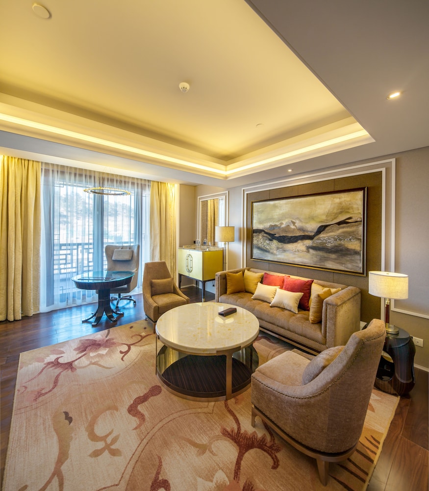 Grand Bay Hotel Beijing 44/70