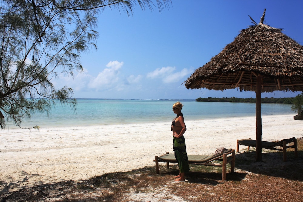Pemba Lodge 25/50