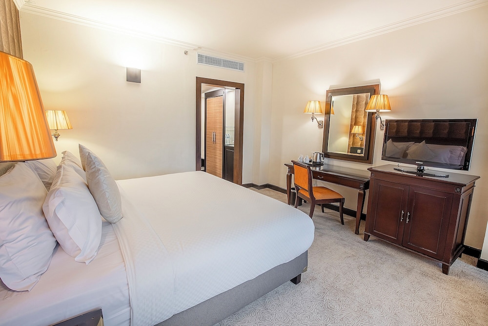 ARTOTEL Suites Aquila - Bandung 19/50