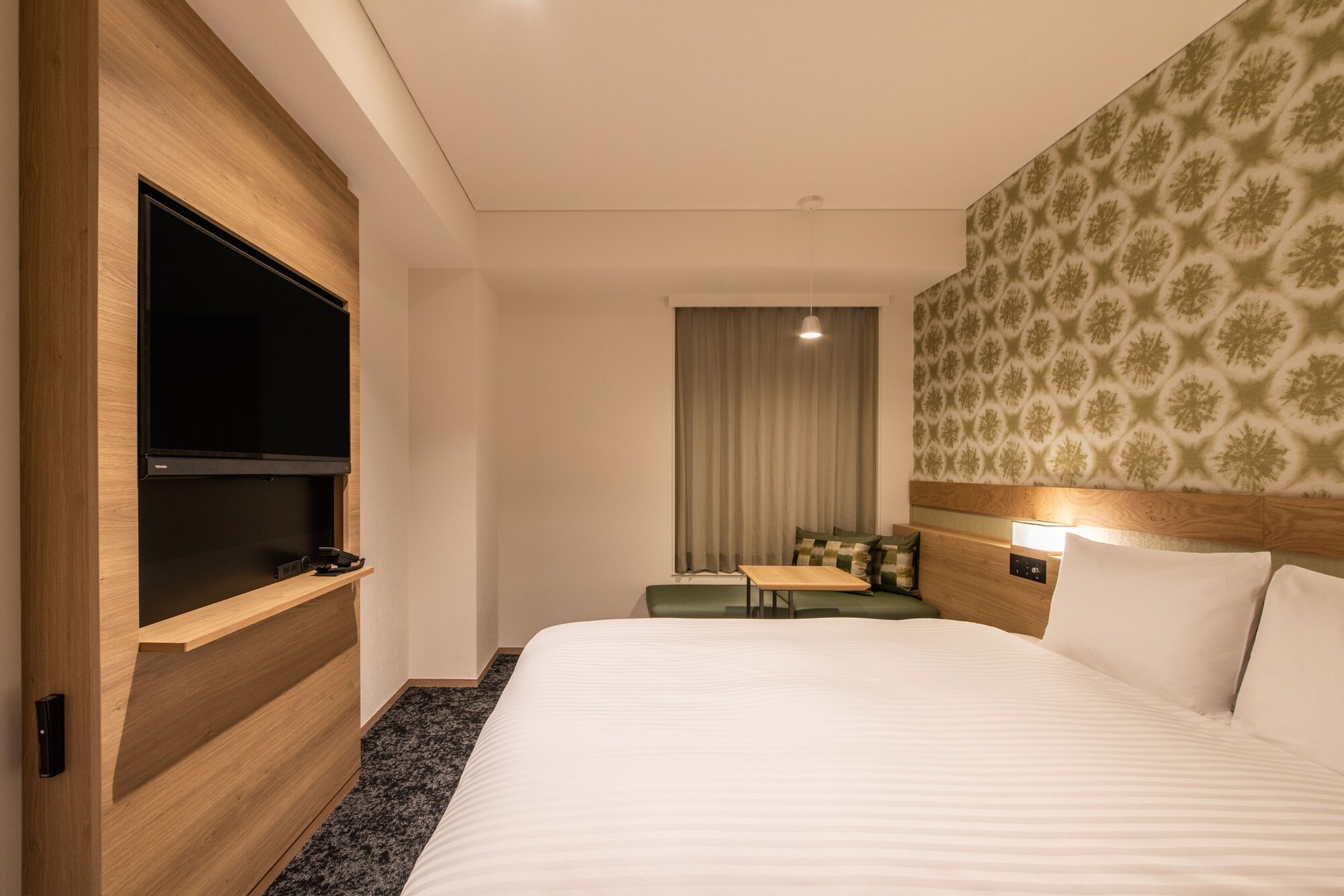 COMFORT, DOUBLE BED