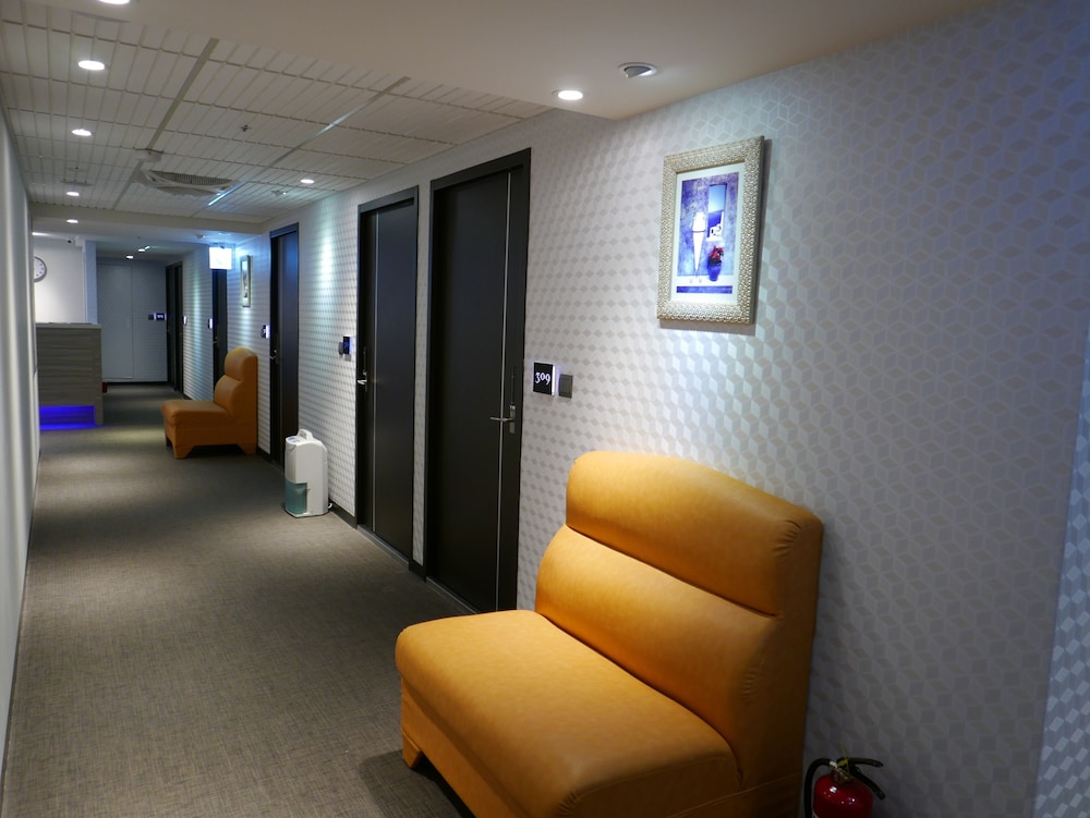 Ours Inn Ii 19/34