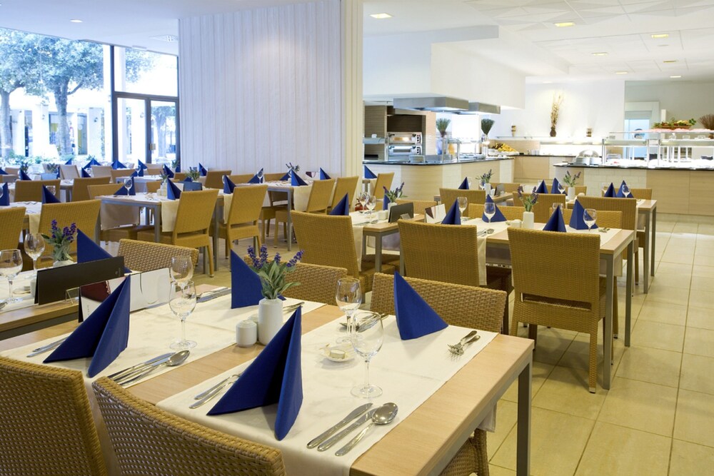 Valamar Tirena Hotel 49/79