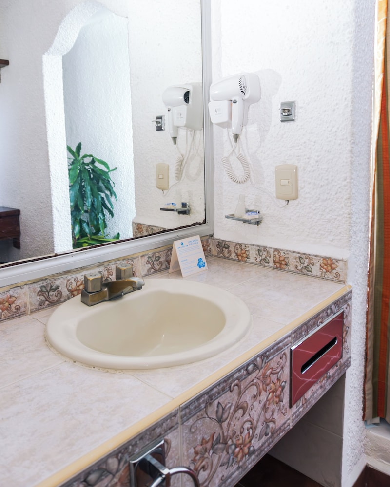 غرفة جونيور بسرير كينج، Antillano Hotel 6/7