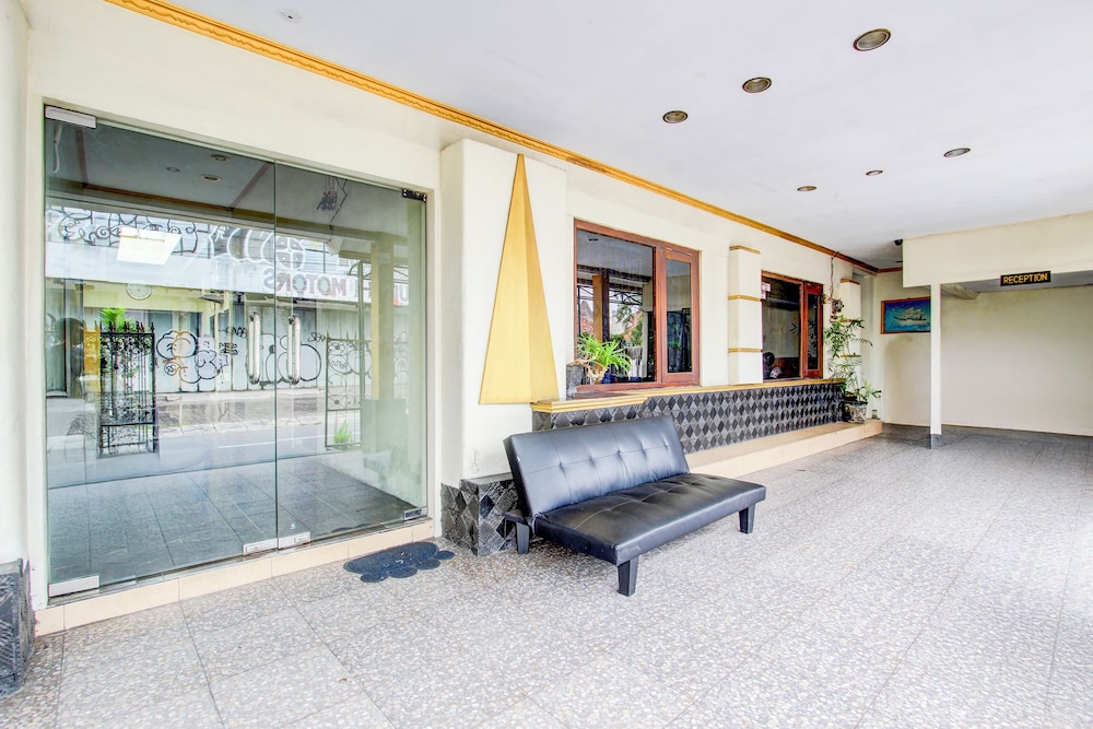 Hotel O Jalan Malioboro Near Stasiun Tugu Yogyakarta Formerly Hotel Baru 36/45