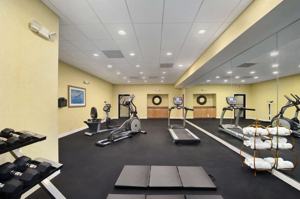 88 Palms Hotel and Event Center 23/59