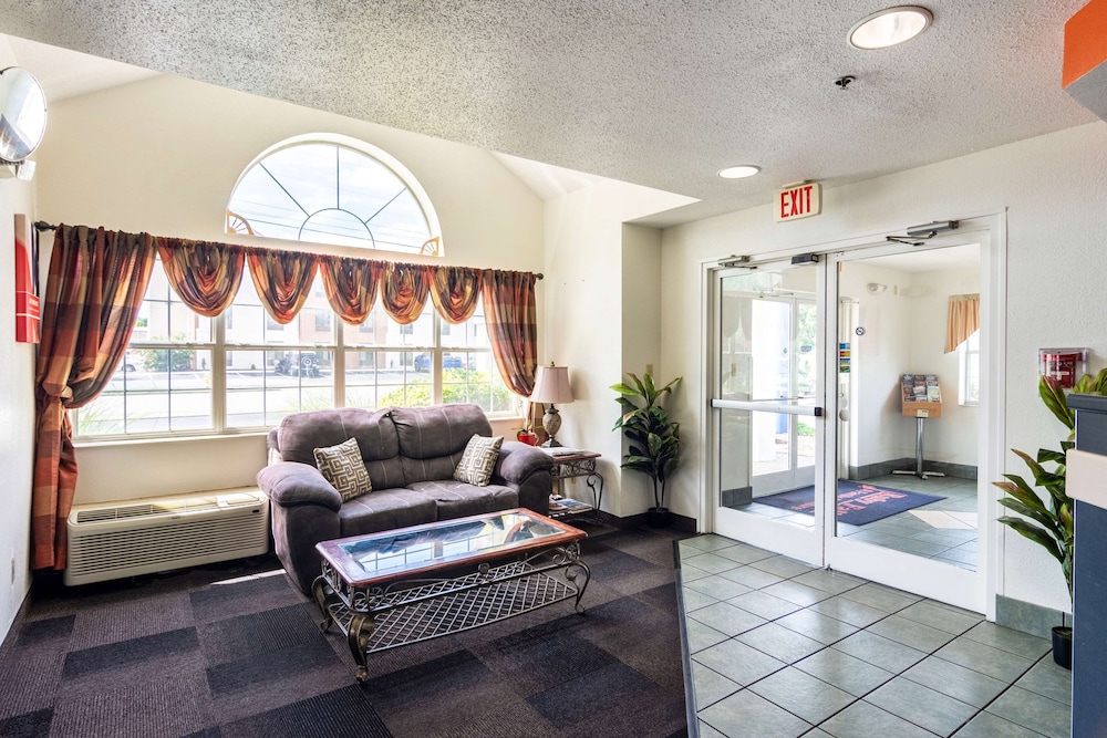Motel6 Chattanooga, TN - Downtown 29/40