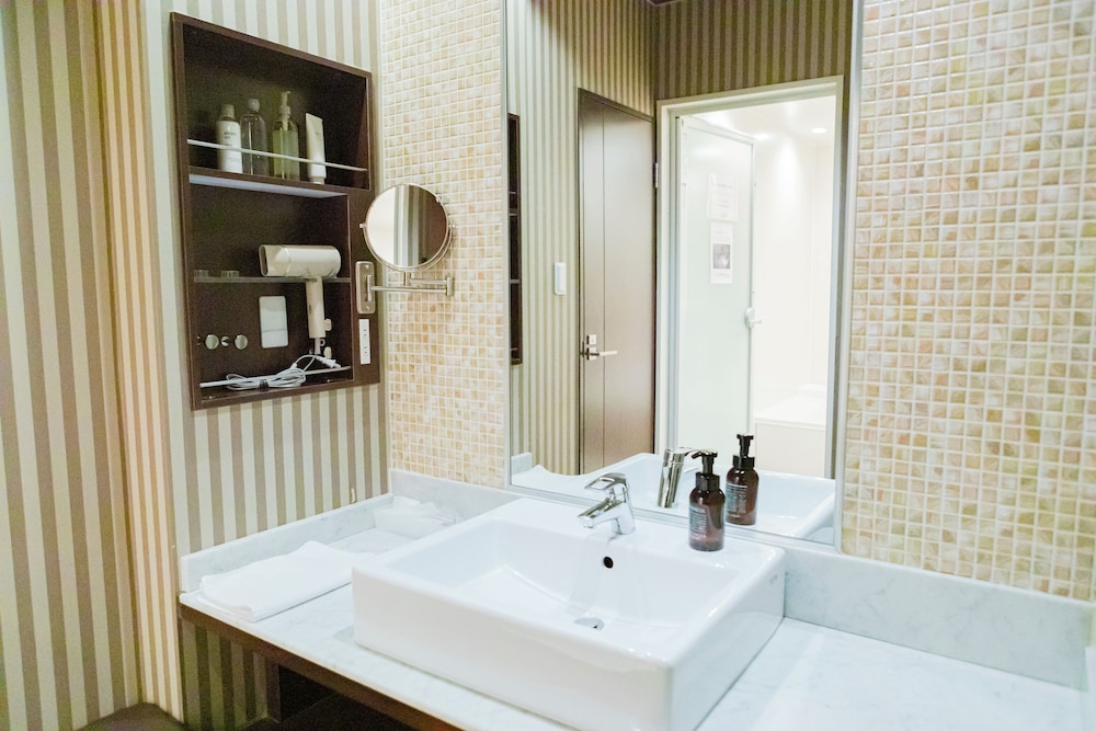 Oriental Calm, Queen Bed, Sauna، Hotel Rima chocolat 4/6