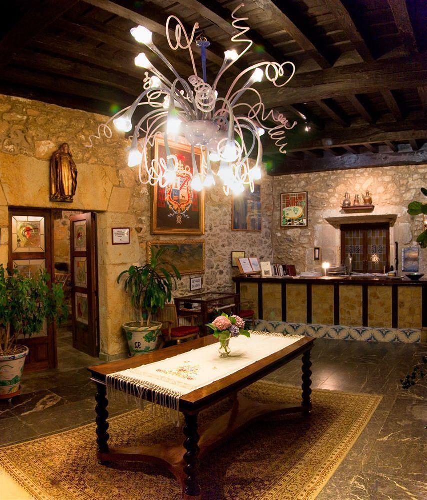 HOTEL SAN ROMAN DE ESCALANTE 20/28