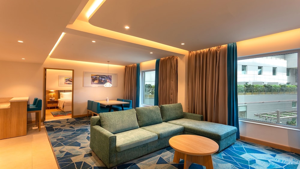 Holiday Inn Express And Suites Bengaluru Old Madras Road 45/59