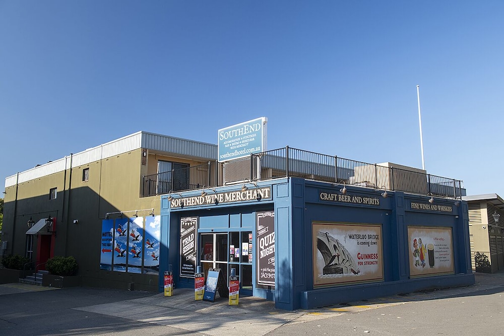 Southend Hotel 33/49