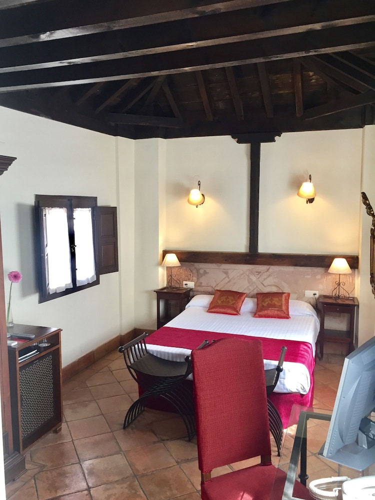 Casa Del Capitel Nazari 65/70