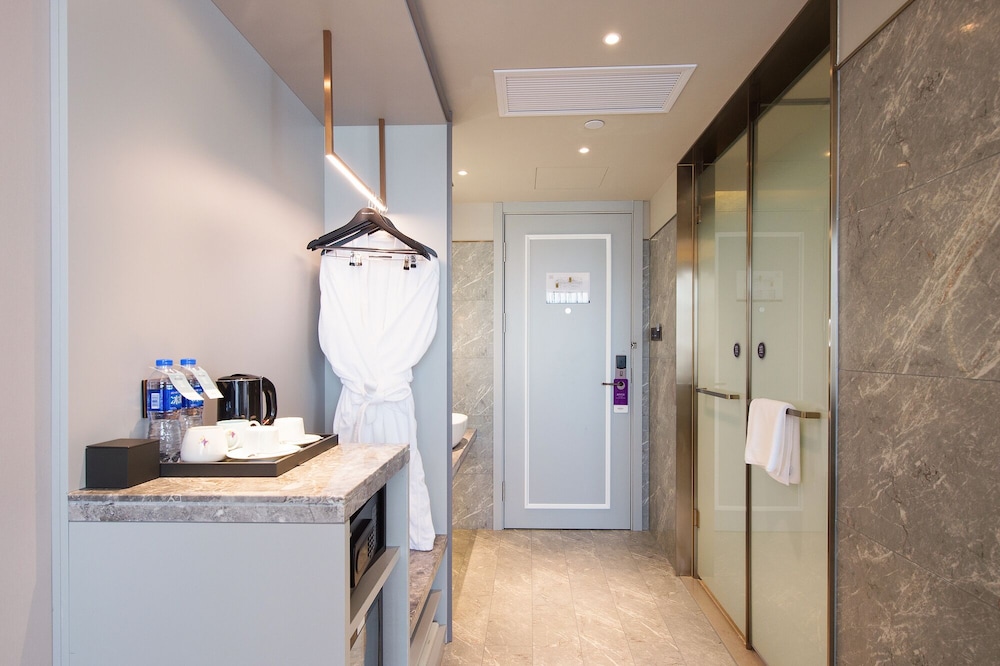Mercure Harbin Hexing Road 47/48