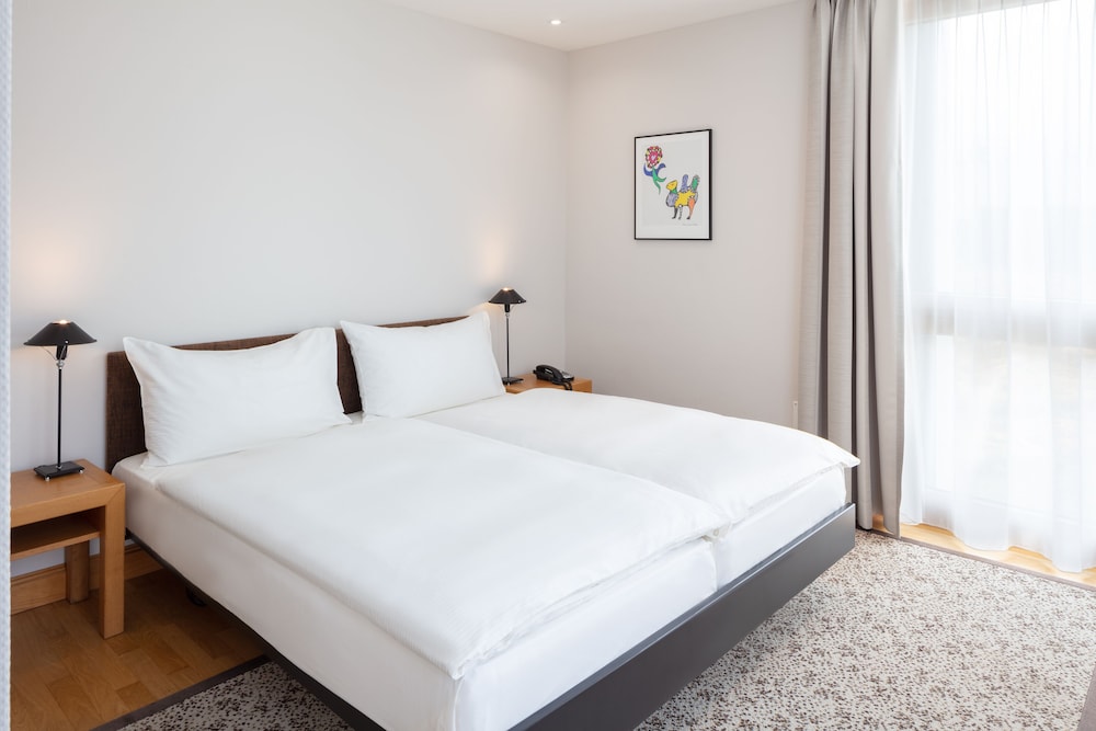 Baslertor Hotel 25/64