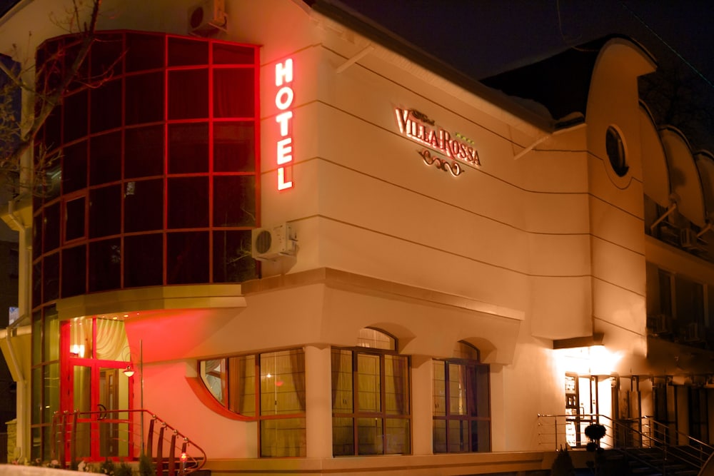 Villa Rossa Hotel 2/34