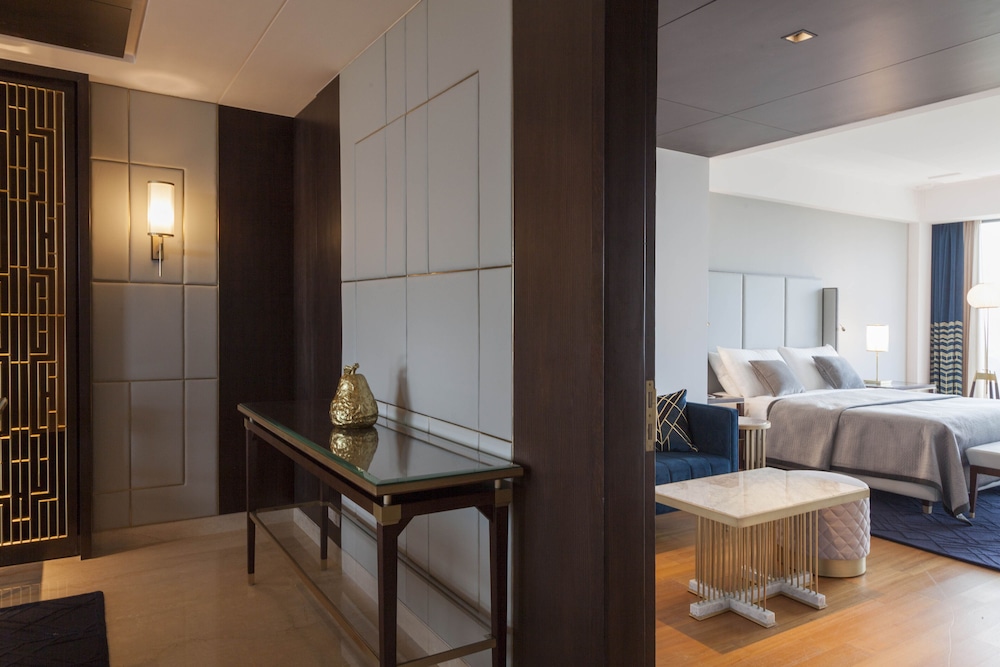 The Oberoi New Delhi 14/55