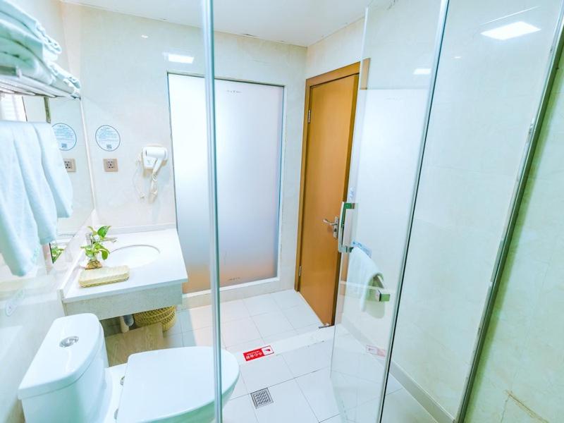GreenTree Inn Huzhou Zhili Fortune Plaza Wuxing Avenue Express Hotel 52/53
