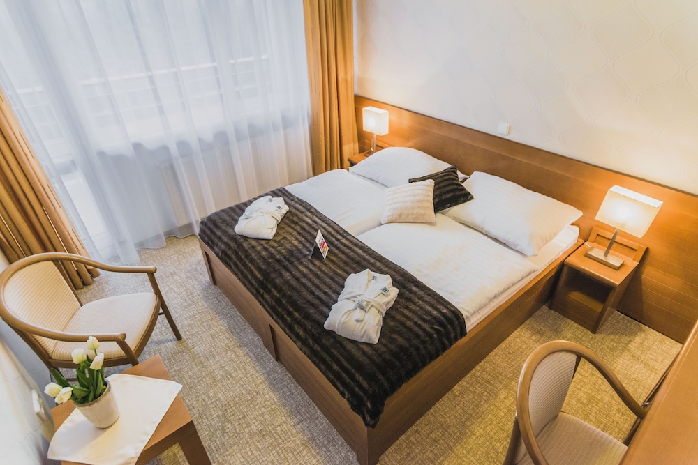 Kontakt wellness hotel 16/50