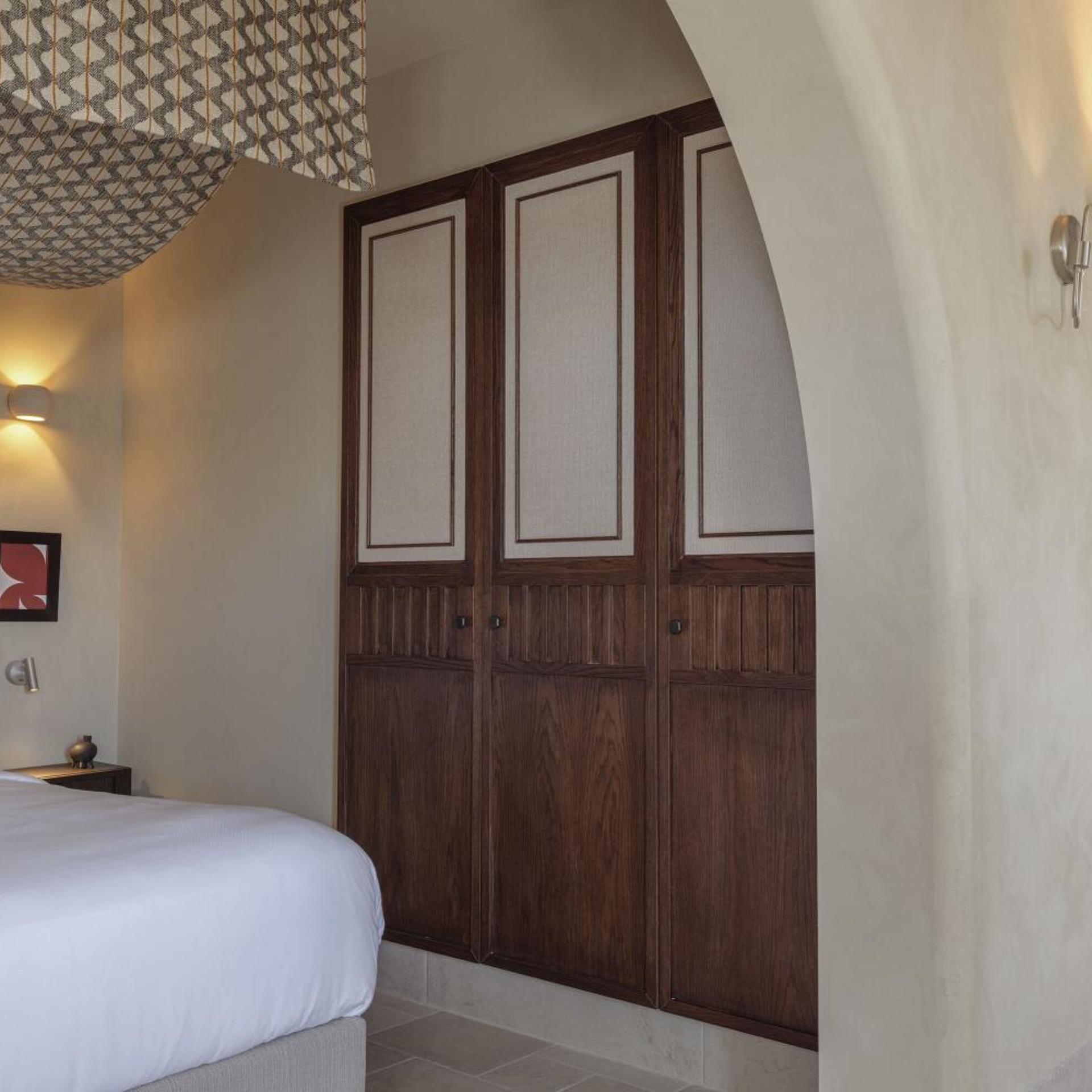 Island, Suite, Adult Only