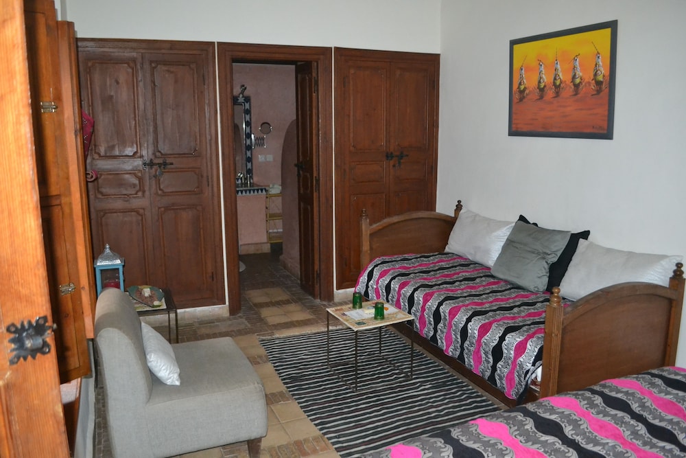 Riad Bayti 21/56