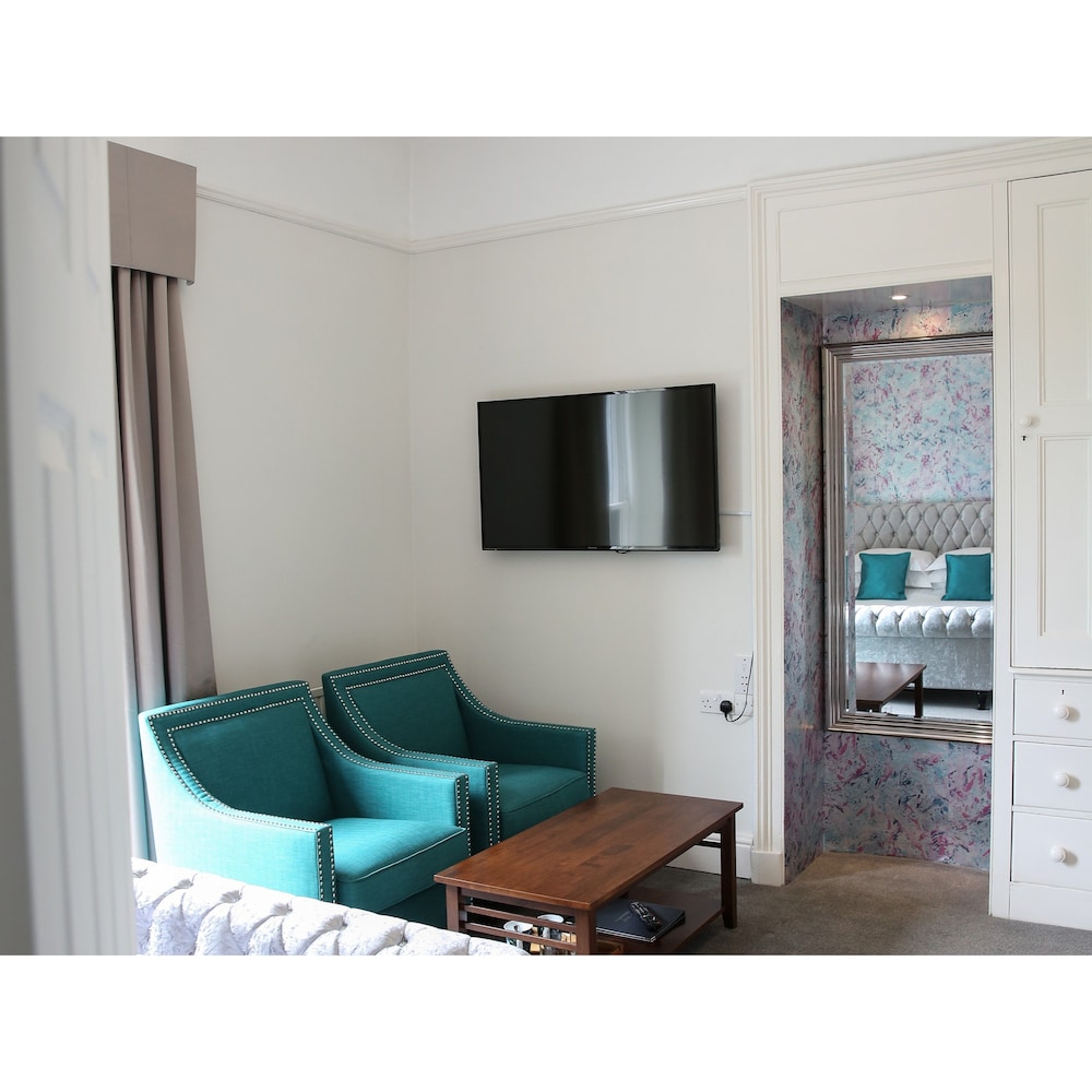 Latimer House 30/49