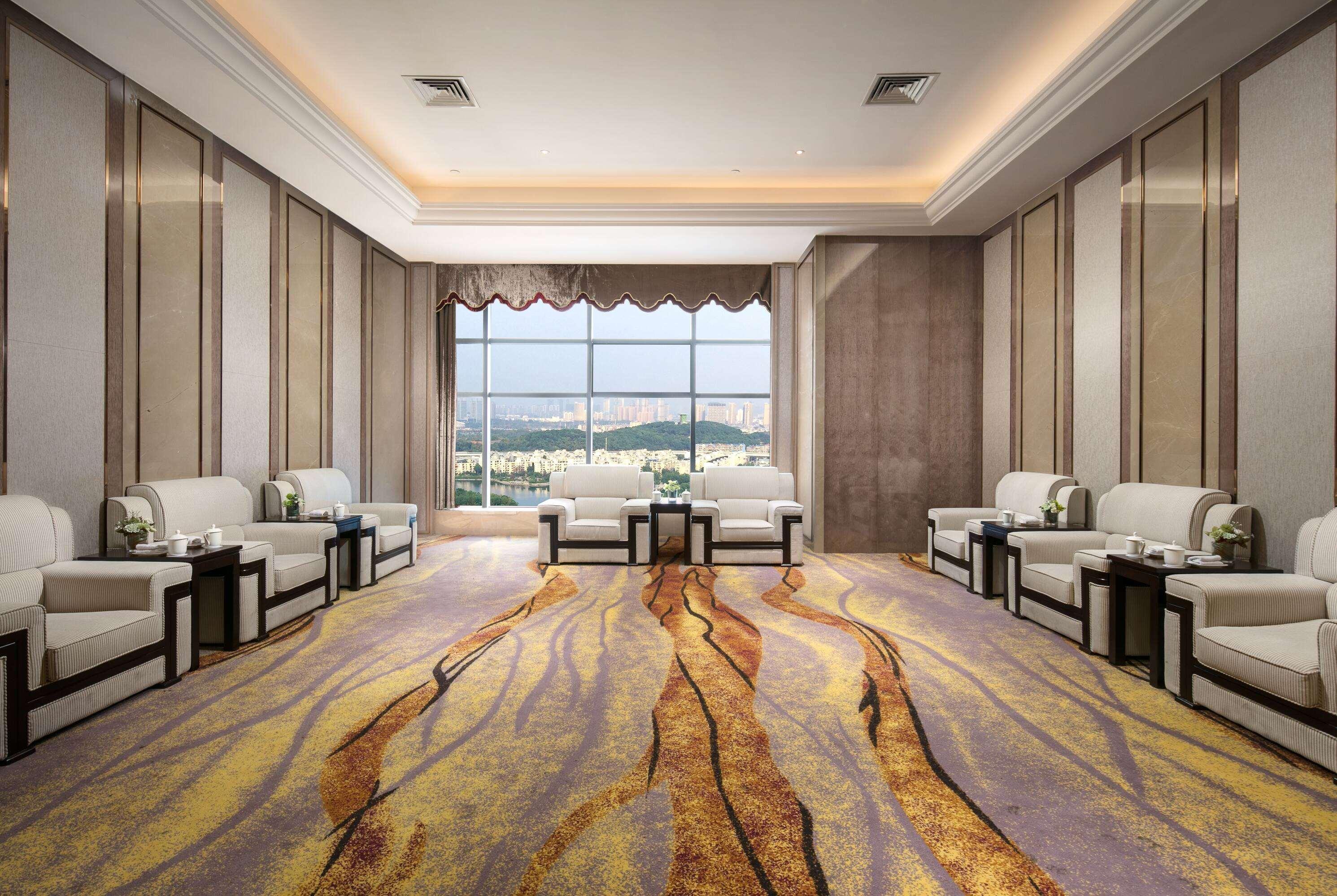 Ramada by Wyndham Wuhan Dongxihu 26/35