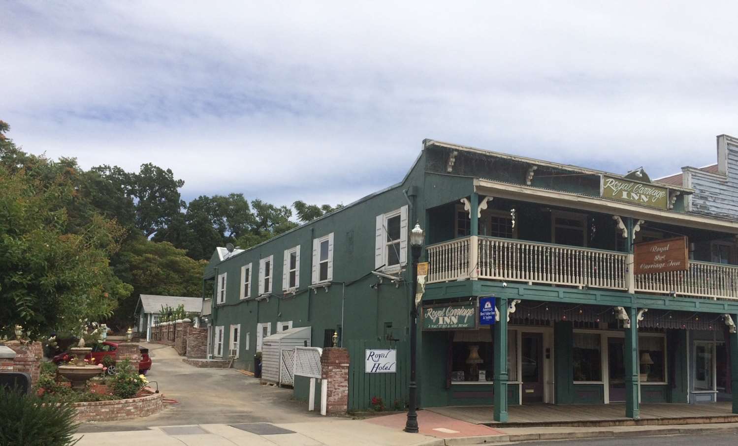 Americas Best Value Inn & Suites Royal Carriage 4/41