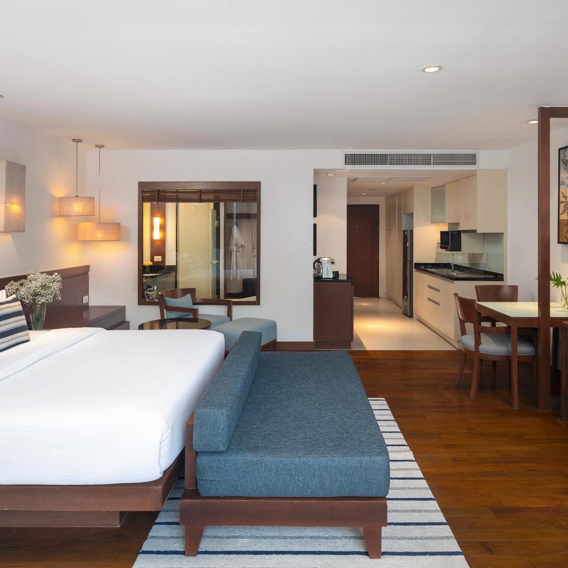 استوديو ديلوكس بسرير كينج، Woodlands Suites Serviced Residences 5/8