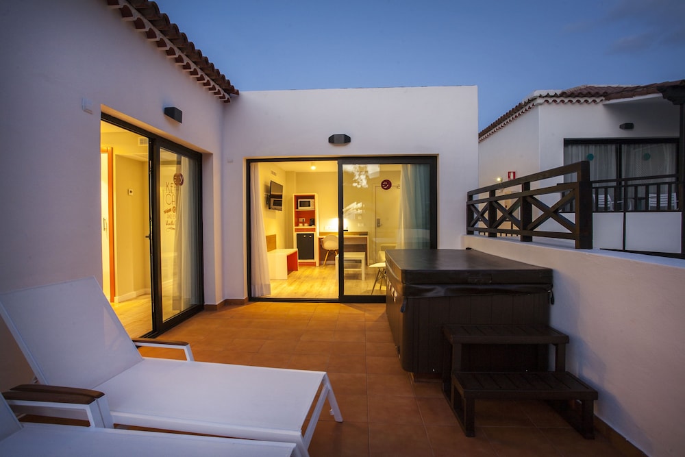 Vanilla Garden Hotel - Adults Only 56/74