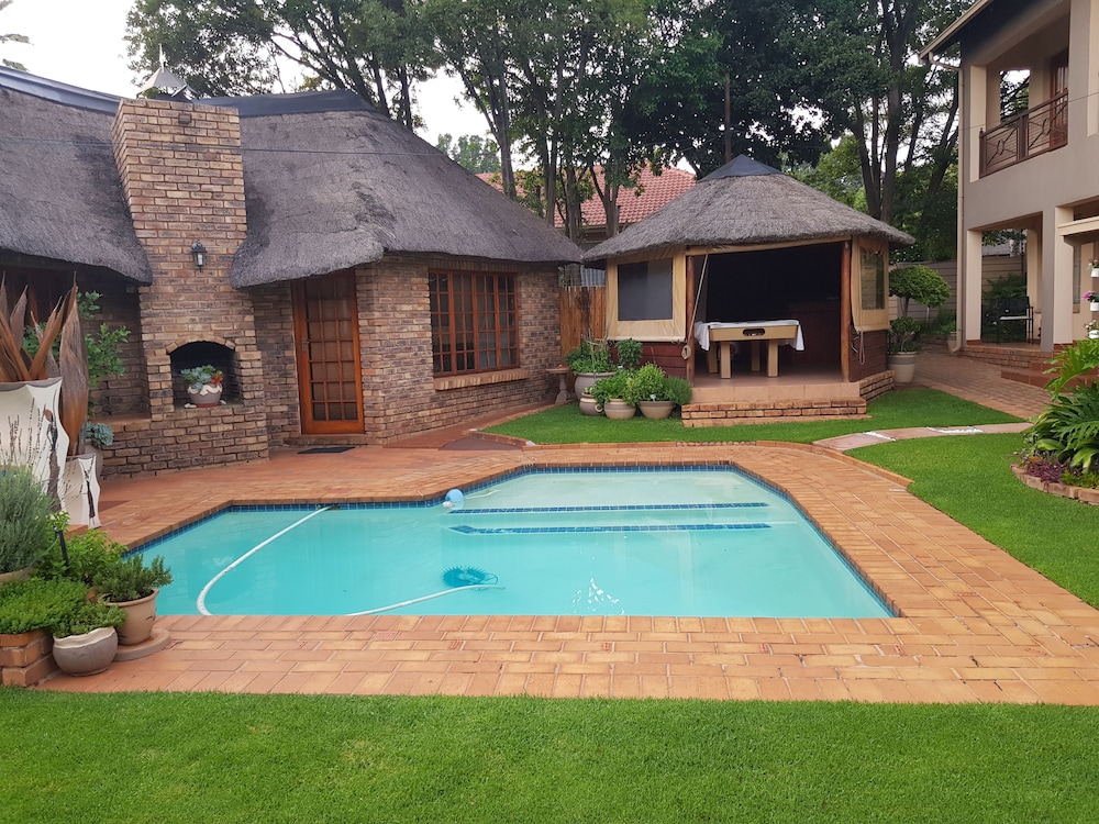 Aandbloem Guest House 29/35