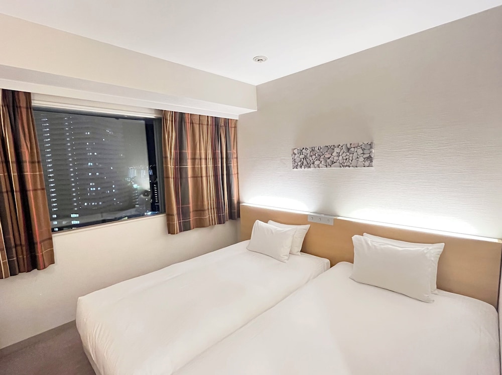 Hollywood, Twin Beds