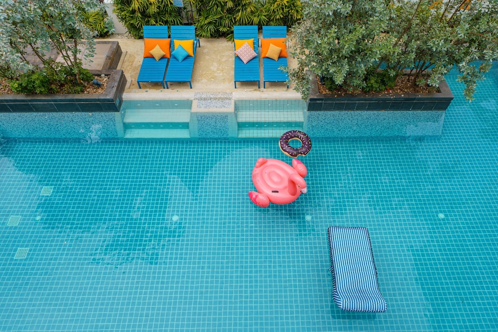 LUB D PHUKET PATONG 25/50