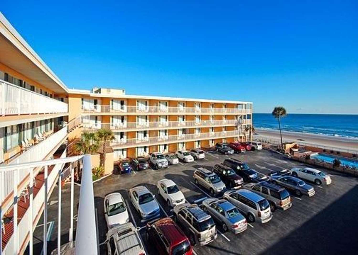 Comfort Inn & Suites Ormond Beach Oceanfront 25/25