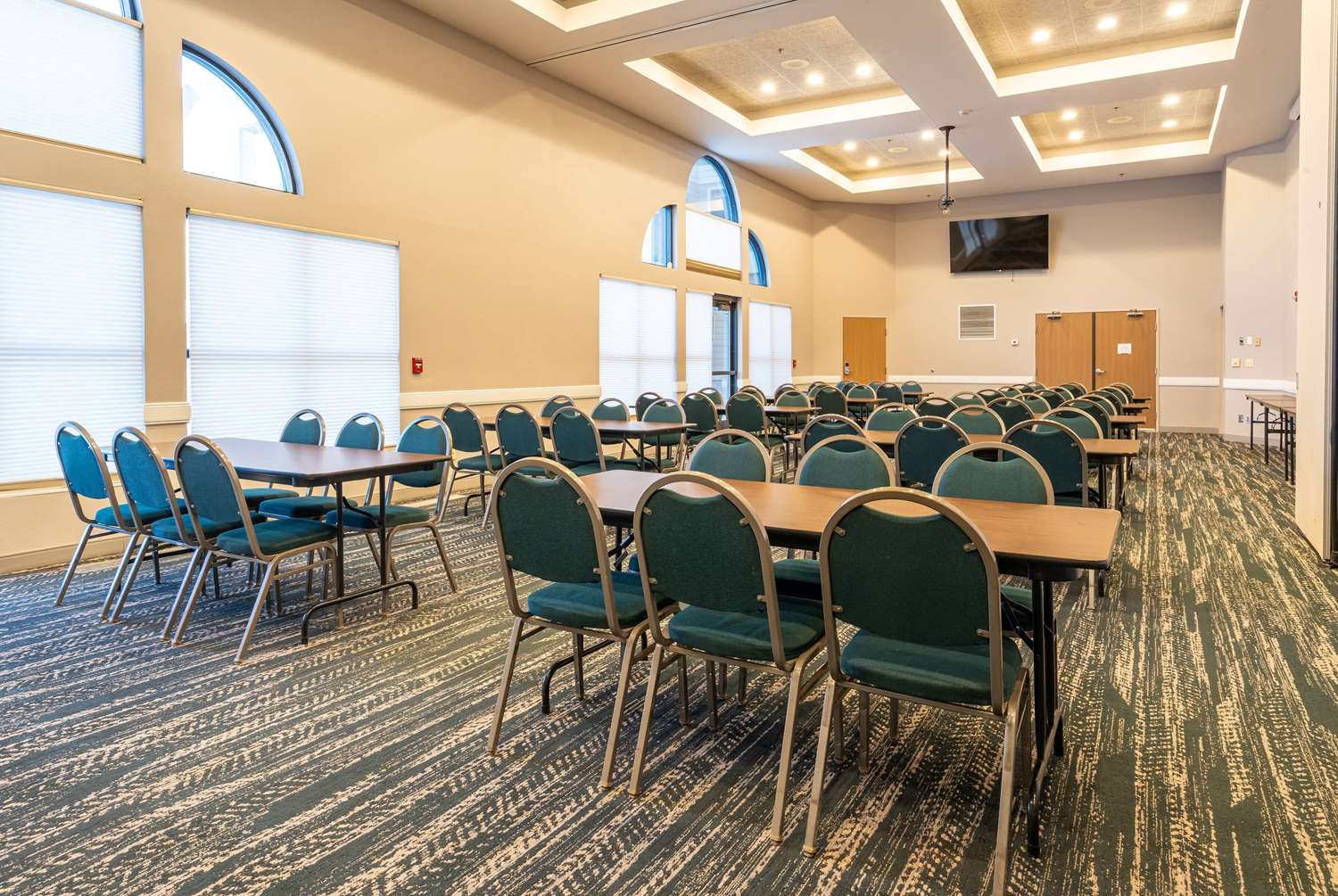 Americinn By Wyndham Valley City Conference Center 24/30
