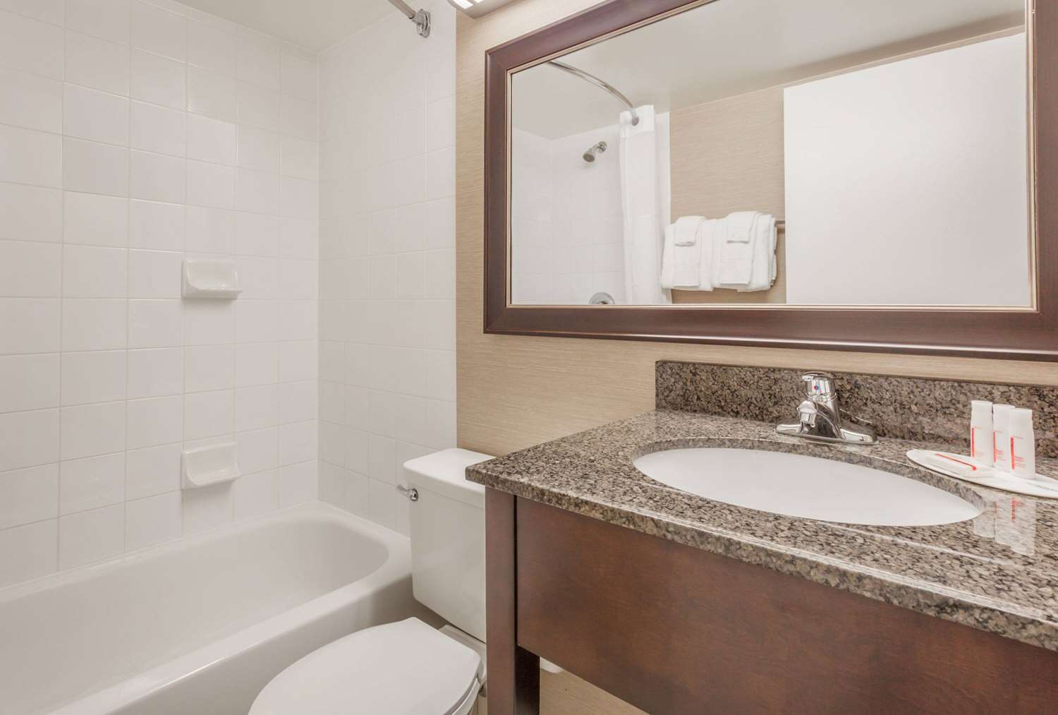 Baymont By Wyndham Red Deer 38/38