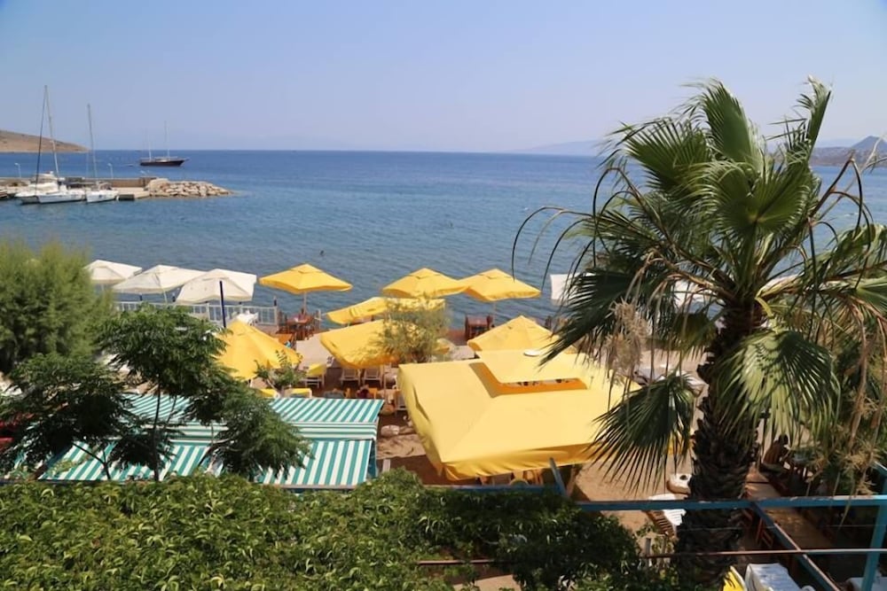 Manolya Hotel 16/17