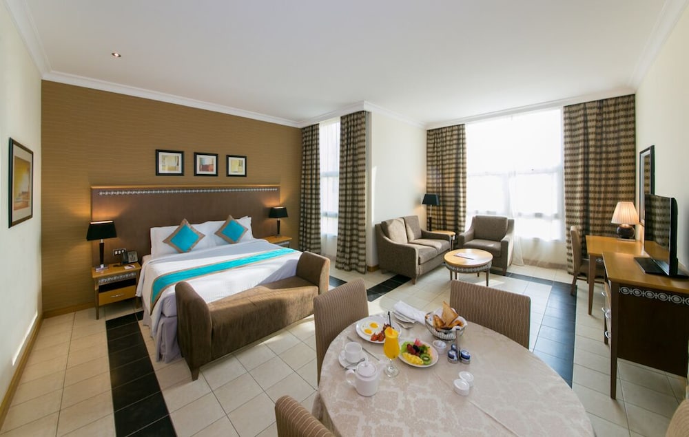 Copthorne Al Jahra Hotel & Resort 62/76