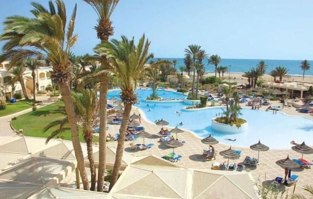 Zephir Hotel & Spa 60/62