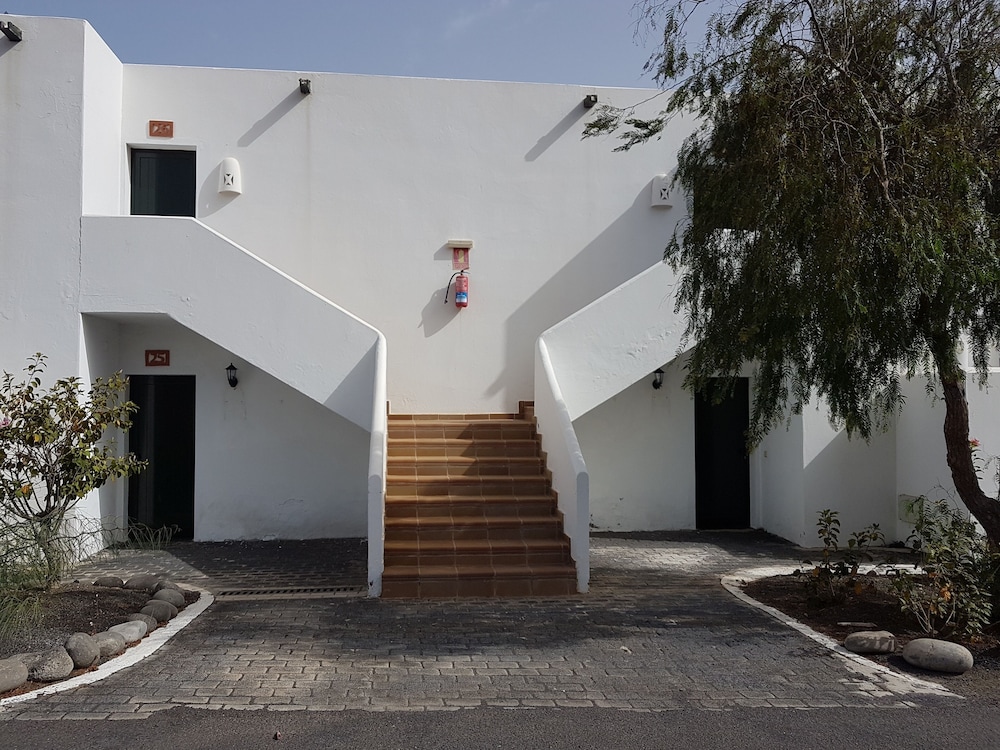 Palmeras Garden in YAIZA