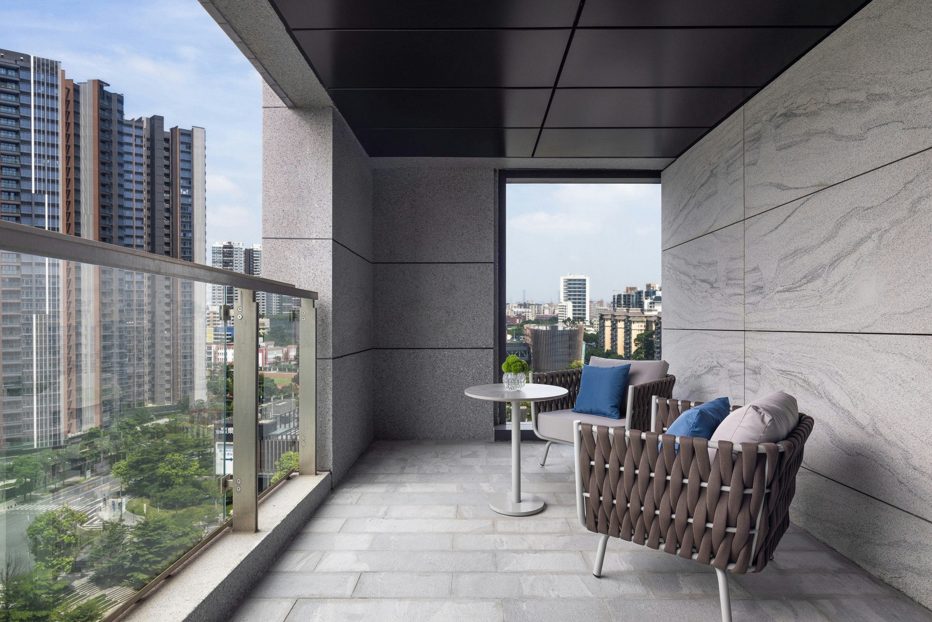New World Guangzhou Hotel 32/58