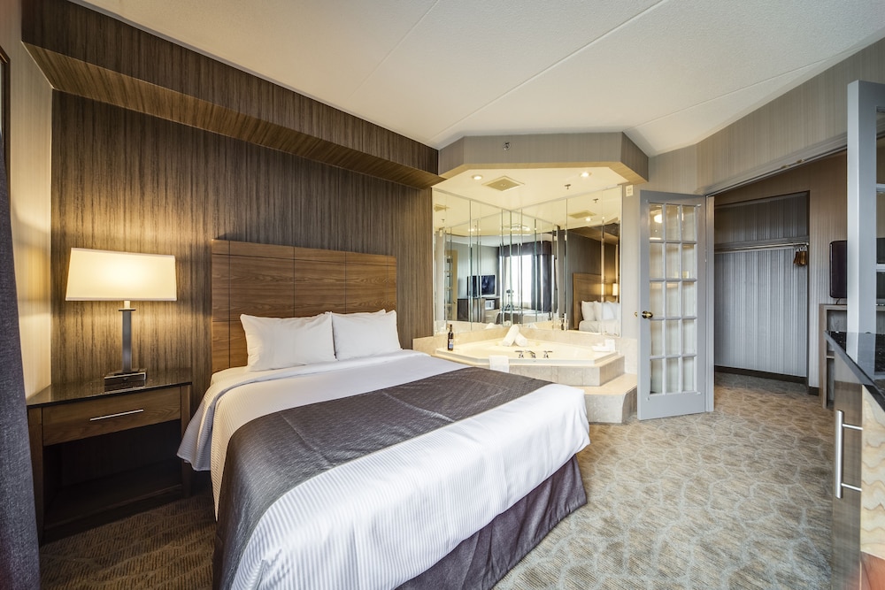 Monte Carlo Inn Airport Suites 27/68