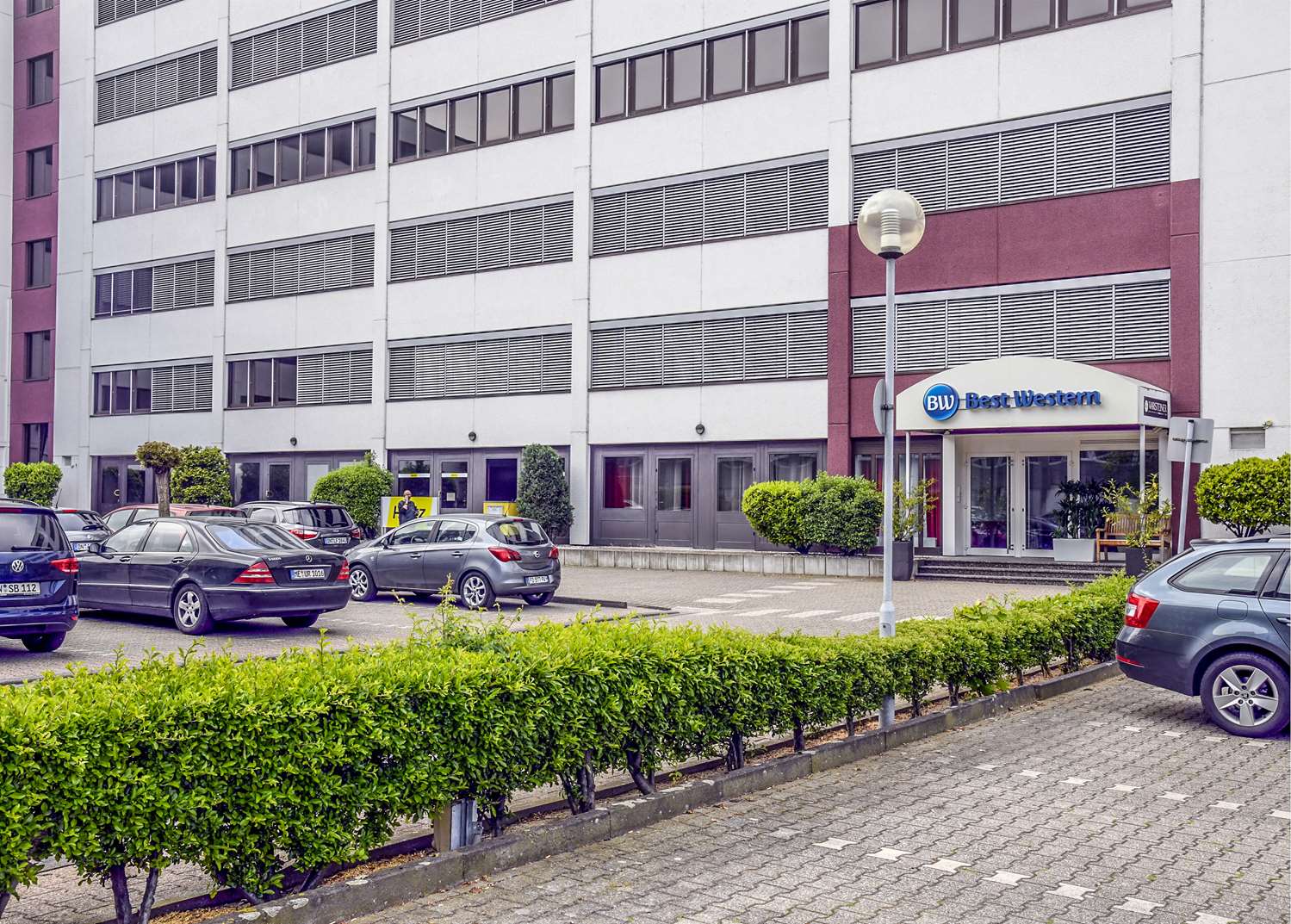 Best Western Comfort Business Hotel 57/60