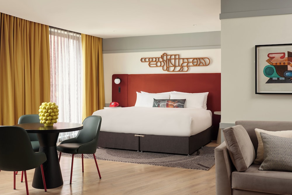 Hotel Indigo Gloucester - The Forum by IHG 14/50