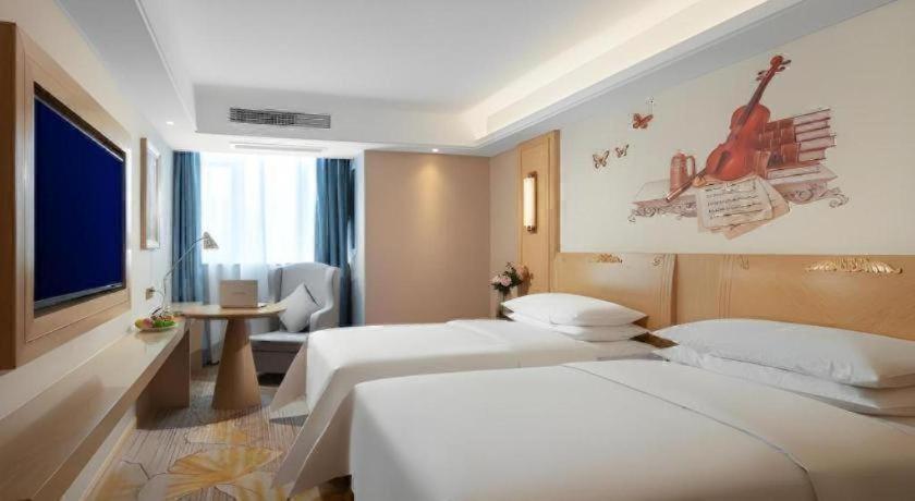 Vienna Hotel (Chongqing Lijiatuo Pedestrian Street) 27/62